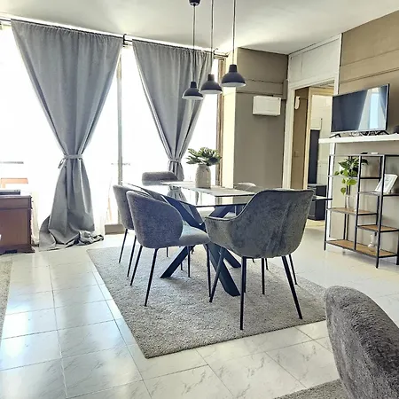 Oceanview Terrace Apartment *
